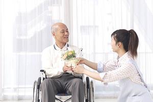 静岡市清水区にある明るくお洒落な院内の歯科医院